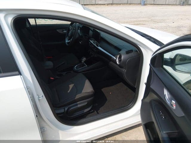 2024 KIA FORTE LXS 5