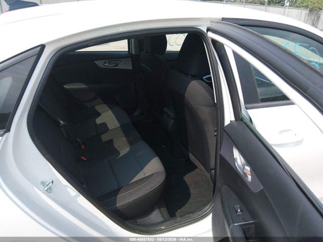 2024 KIA FORTE LXS 8
