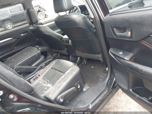 2019 TOYOTA HIGHLANDER XLE 8