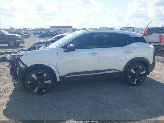 2026 NISSAN KICKS SR 15