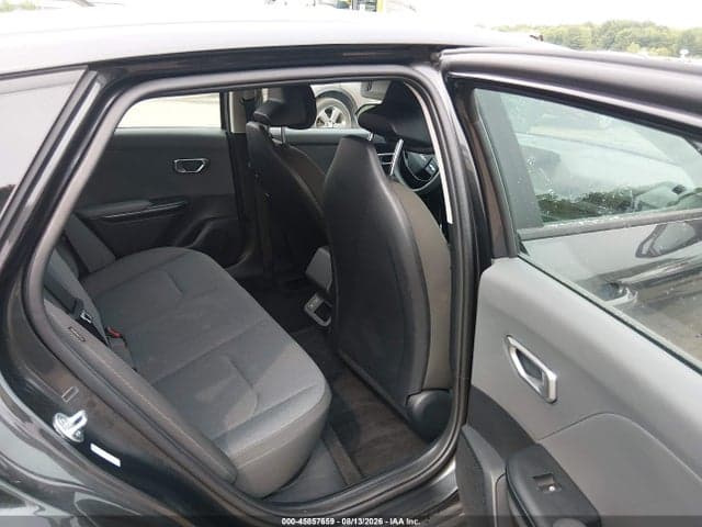 2026 KIA K4 LXS 8