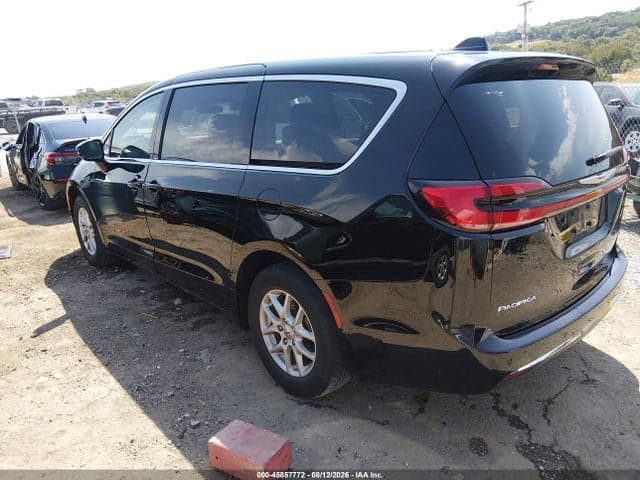 2024 CHRYSLER PACIFICA TOURING L 3