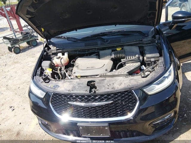 2024 CHRYSLER PACIFICA TOURING L 10