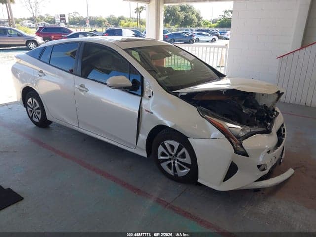 2017 TOYOTA PRIUS FOUR 1
