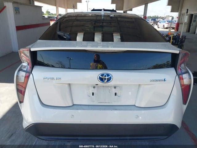2017 TOYOTA PRIUS FOUR 16