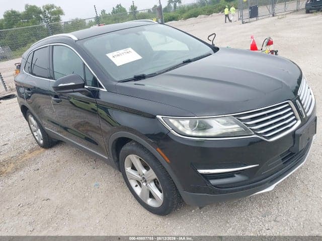 2017 LINCOLN MKC PREMIERE 1
