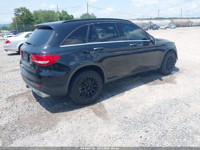 2017 MERCEDES-BENZ GLC 300 4MATIC 4