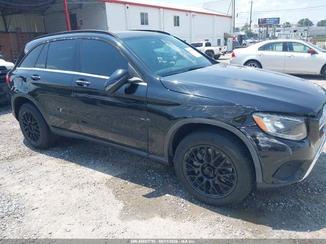2017 MERCEDES-BENZ GLC 300 4MATIC 6