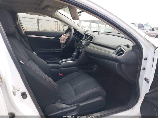 2018 HONDA CIVIC EX 5