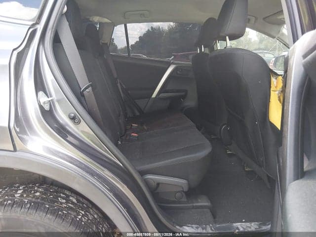 2017 TOYOTA RAV4 LE 8