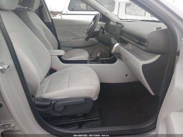 2024 HYUNDAI KONA SEL 5