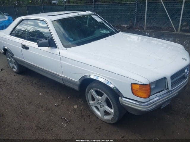 1982 MERCEDES-BENZ C500