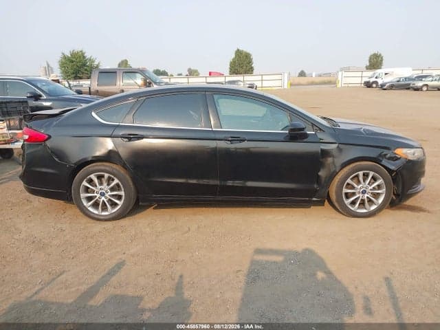 2017 FORD FUSION SE 13