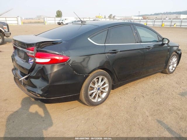 2017 FORD FUSION SE 4