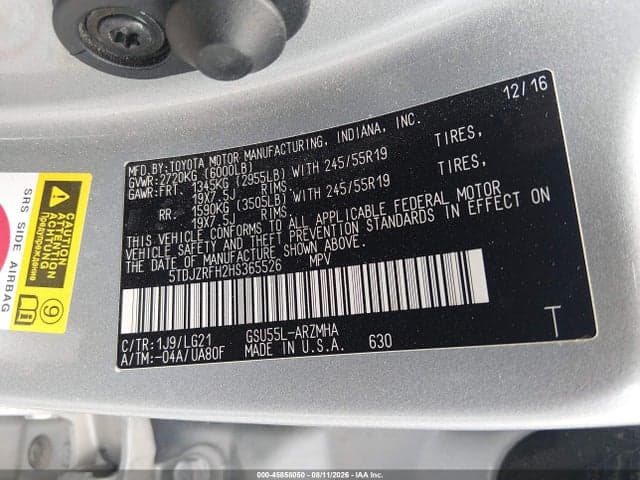2017 TOYOTA HIGHLANDER SE 9