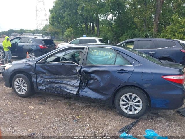 2017 TOYOTA CAMRY LE 14