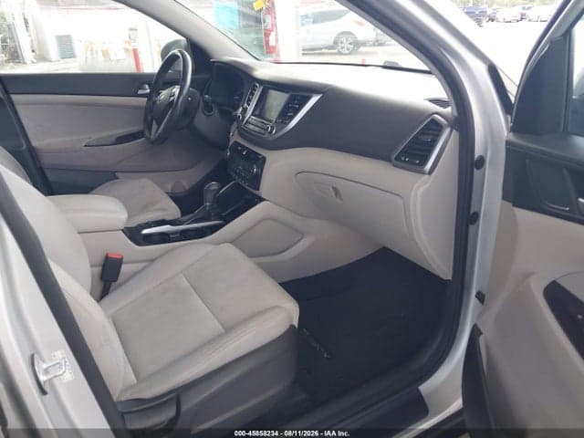 2018 HYUNDAI TUCSON VALUE 5