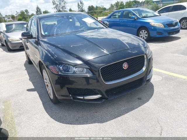 2017 JAGUAR XF 35T PREMIUM 6