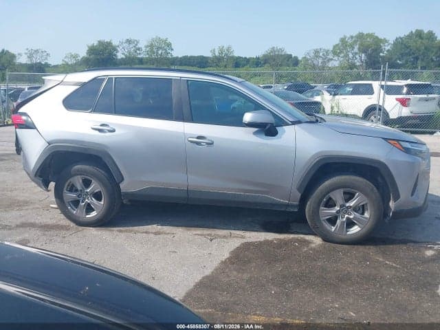 2024 TOYOTA RAV4 XLE 13