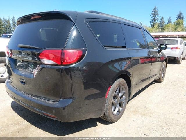 2018 CHRYSLER PACIFICA TOURING L 4