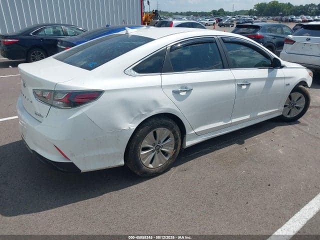 2019 HYUNDAI SONATA HYBRID SE 4