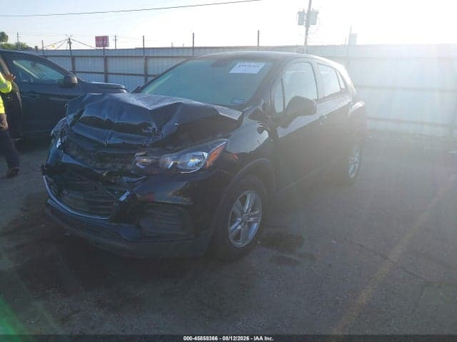 2019 CHEVROLET TRAX LS 2