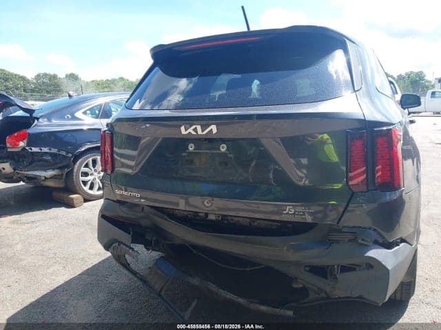 2023 KIA SORENTO LX 16