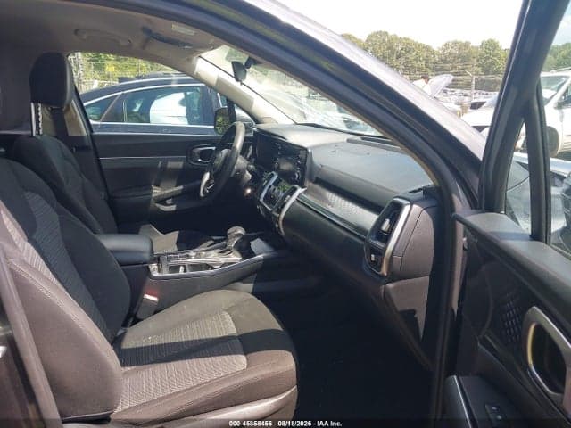 2023 KIA SORENTO LX 5