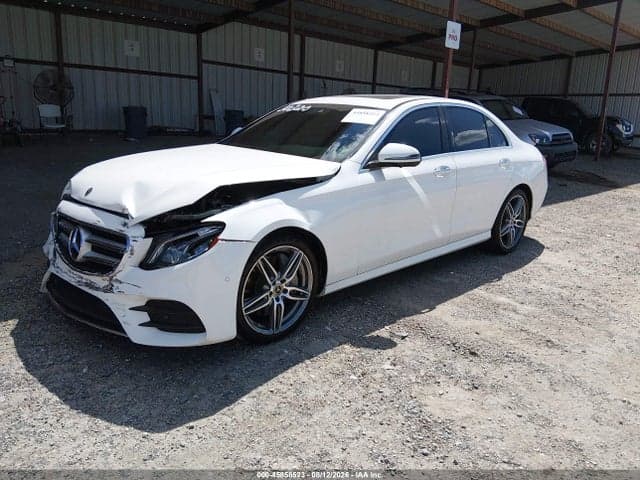 2019 MERCEDES-BENZ E 300 2