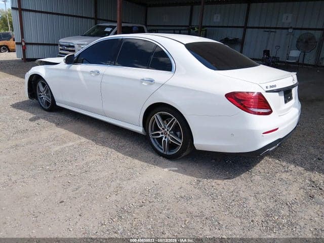2019 MERCEDES-BENZ E 300 3