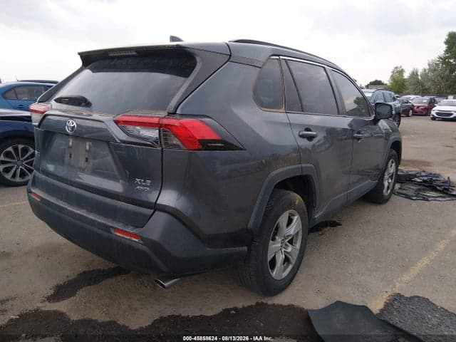 2020 TOYOTA RAV4 XLE 4
