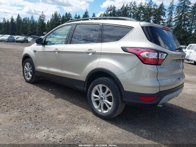 2018 FORD ESCAPE SE 3