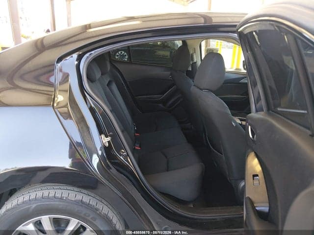 2018 MAZDA MAZDA3 SPORT 8
