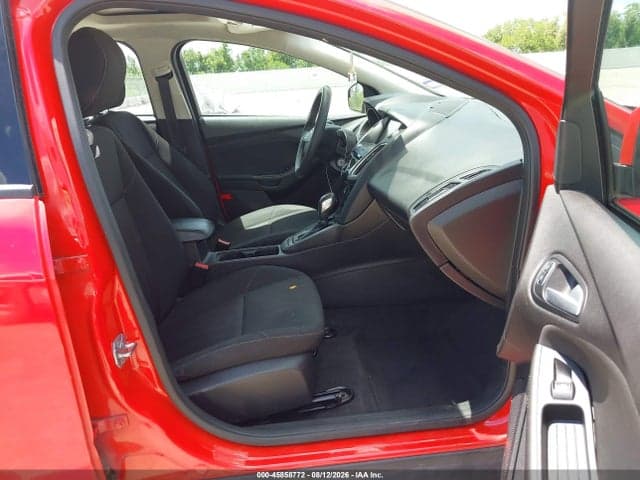 2017 FORD FOCUS SEL 5