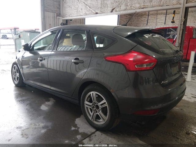2017 FORD FOCUS SE 3