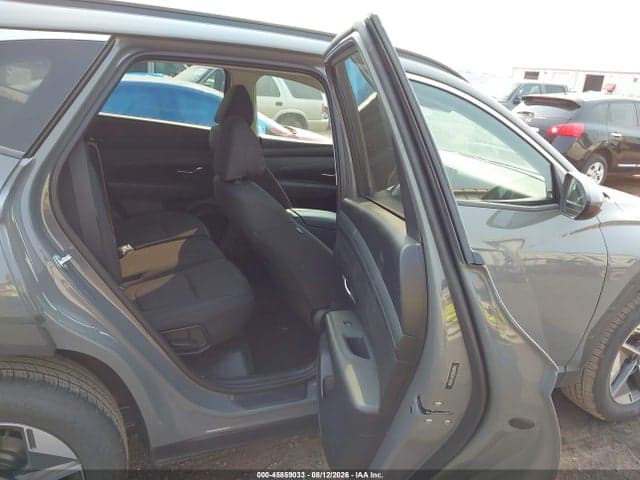 2026 HYUNDAI TUCSON SEL 8