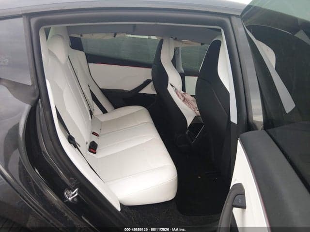 2025 TESLA MODEL 3 PERFORMANCE ALL-WHEEL DRIVE 8