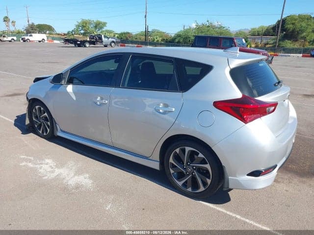 2018 TOYOTA COROLLA IM 3