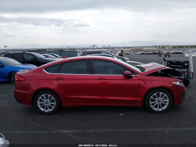 2020 FORD FUSION SE 13