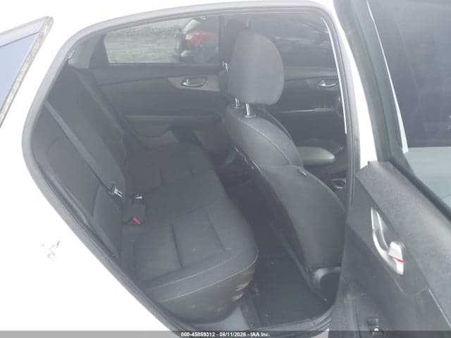 2019 KIA FORTE FE 8