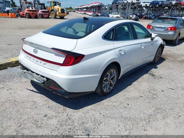 2021 HYUNDAI SONATA SEL 4