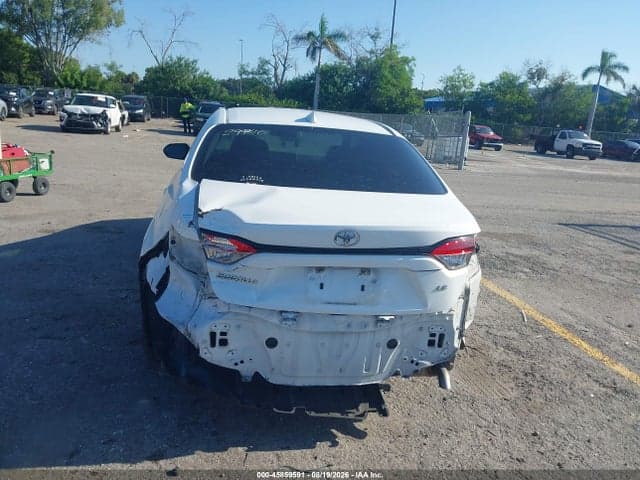 2020 TOYOTA COROLLA LE 17