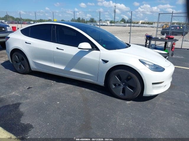 2021 TESLA MODEL 3 STANDARD RANGE PLUS REAR-WHEEL DRIVE 1