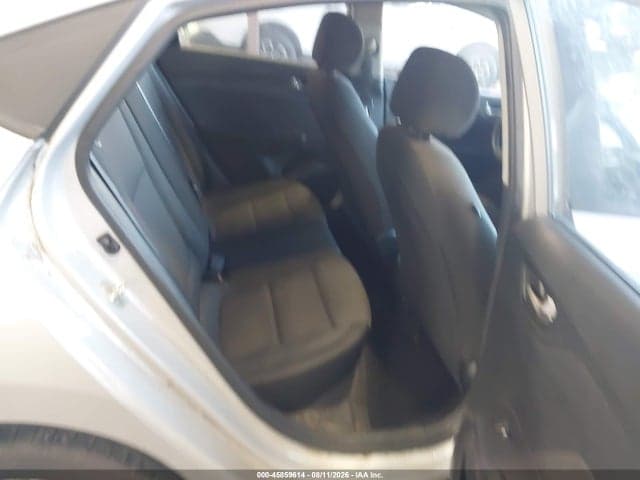 2018 HYUNDAI ACCENT SE 8