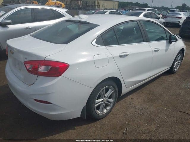 2017 CHEVROLET CRUZE LT AUTO 4