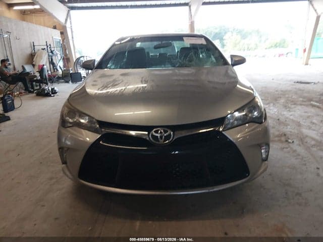 2017 TOYOTA CAMRY SE 12
