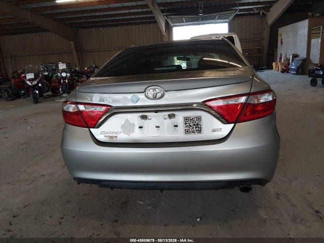 2017 TOYOTA CAMRY SE 16