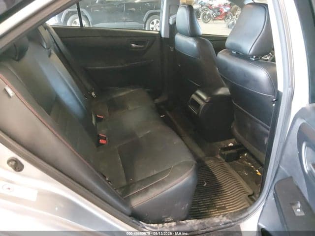 2017 TOYOTA CAMRY SE 8