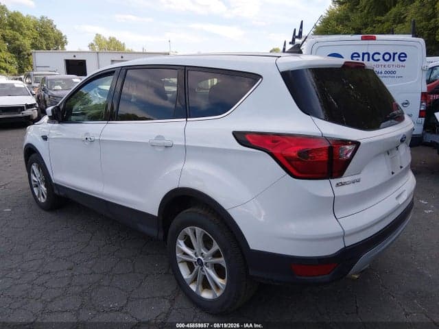 2019 FORD ESCAPE SE 3