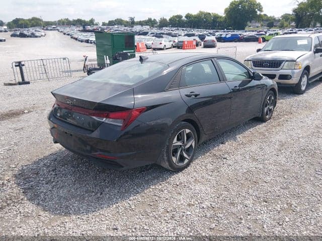 2023 HYUNDAI ELANTRA SEL 4